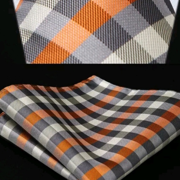 SILVER ARGYLE ANGLE TIE&SQUARE SETZ - Picture 4 of 6